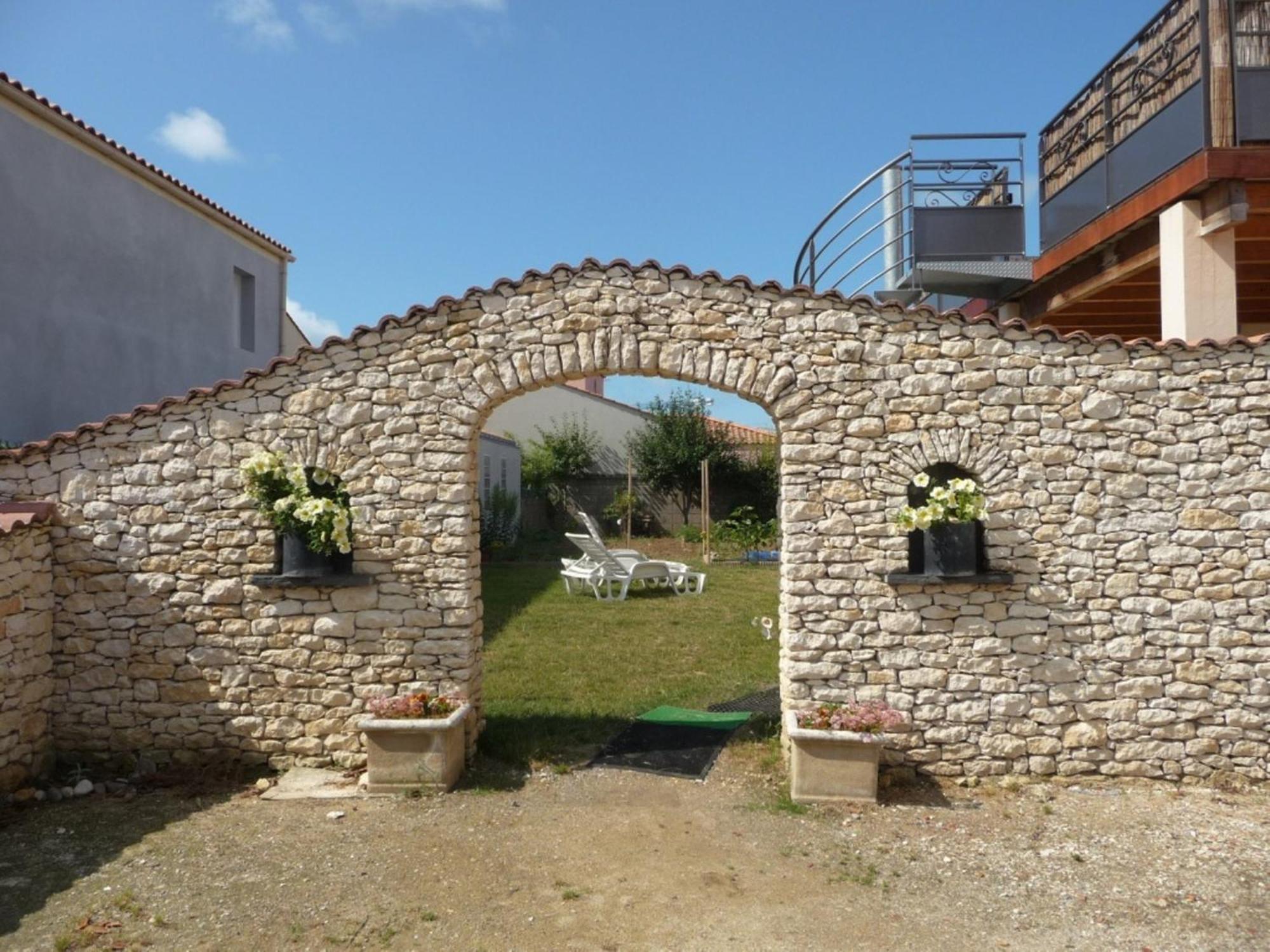 Chambre D'Hote Fleur De Potager Ле-Сабль-д’Олон Экстерьер фото